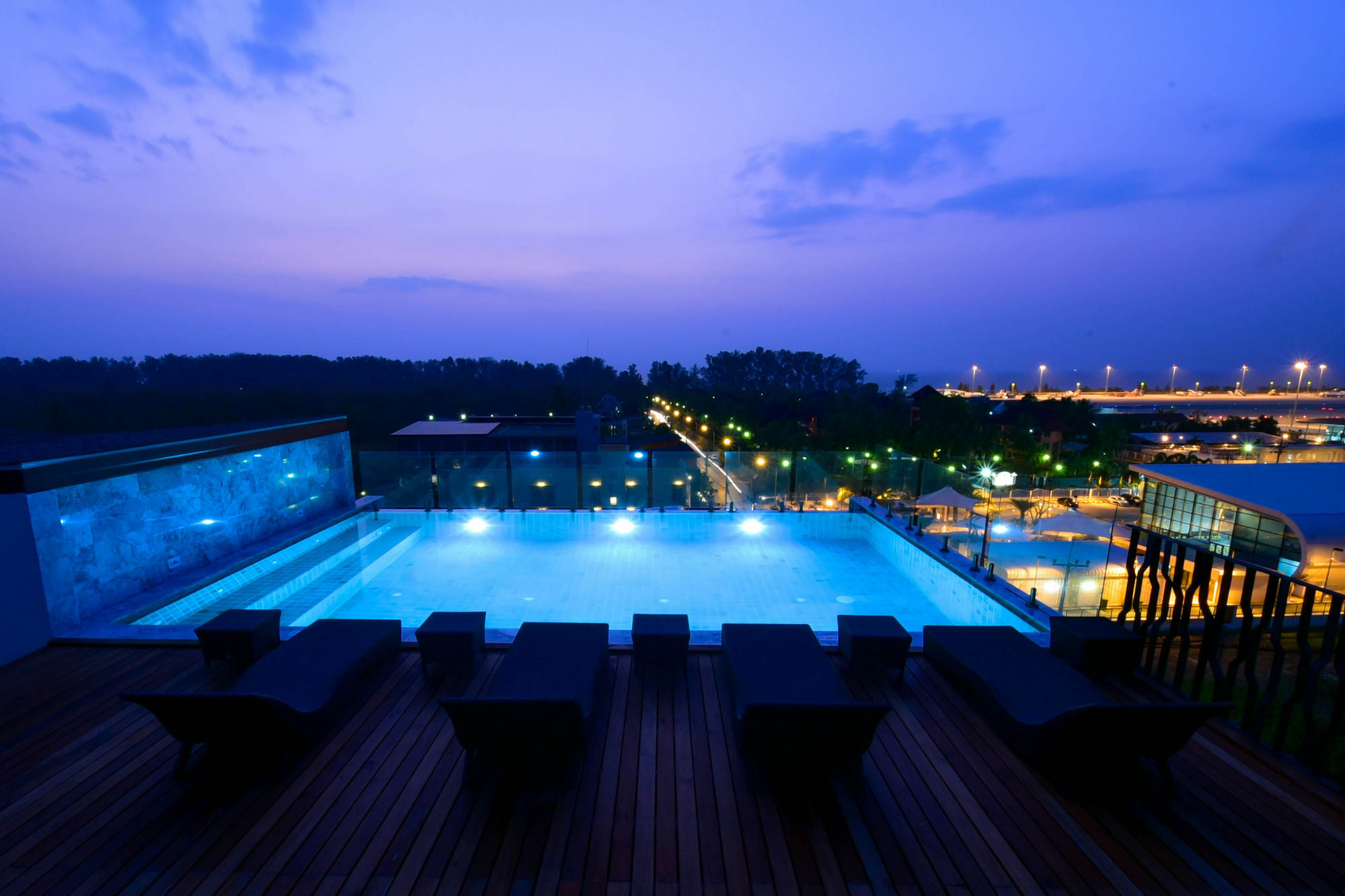The Sixteenth Naiyang Beach Hotel Sha Plus Nai Yang Beach Екстериор снимка